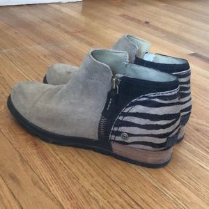Sorel zebra boots